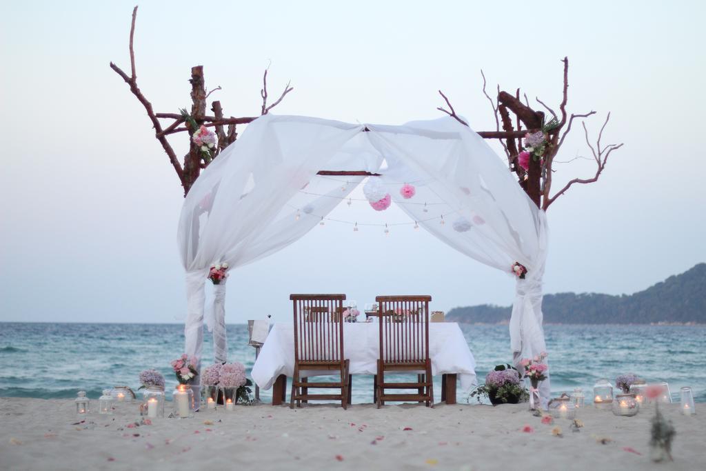 Bubu Villa Kampong Pasir Hantu Bagian luar foto